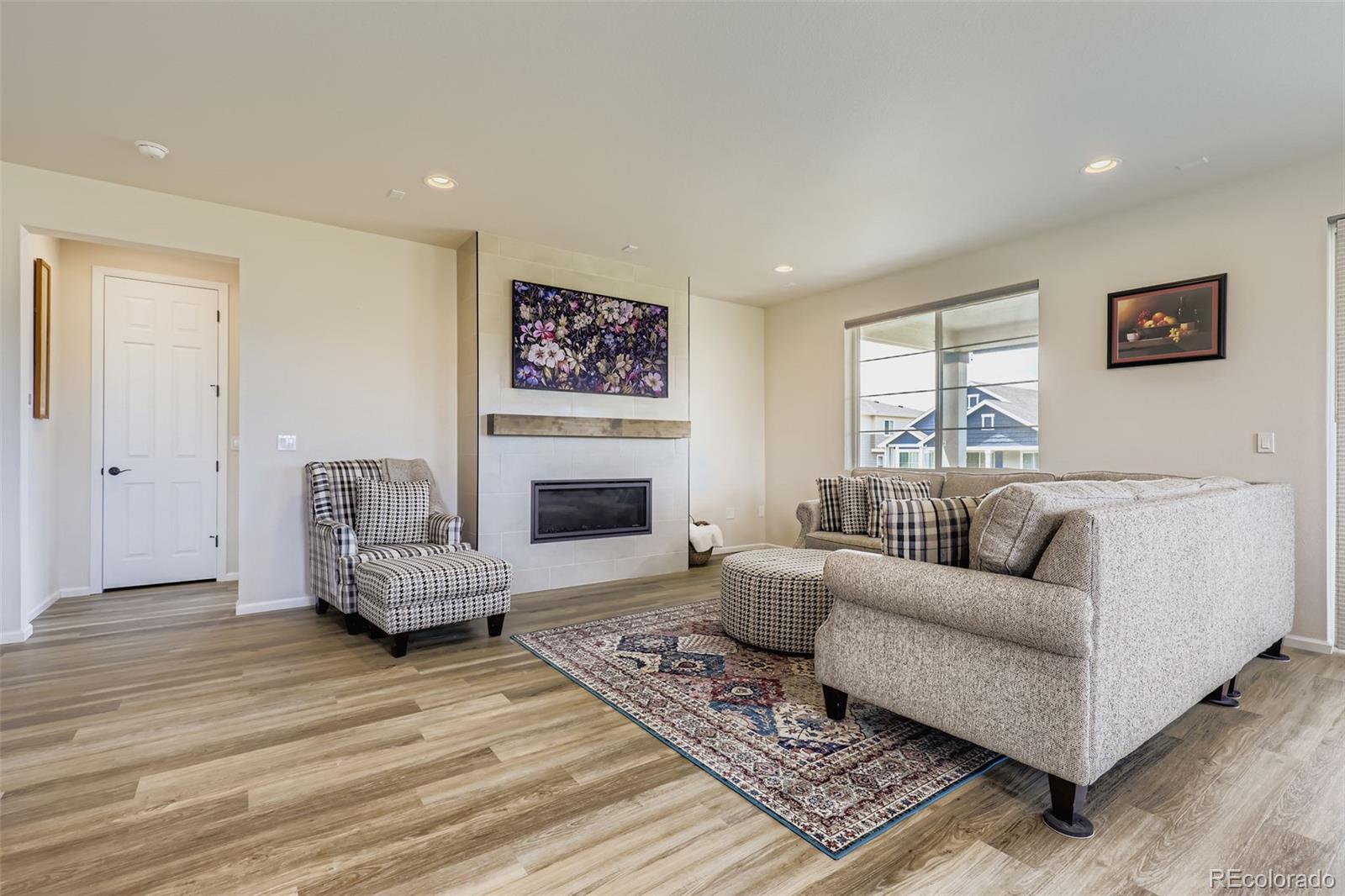 MLS Image #5 for 9095  uravan court,commerce city, Colorado