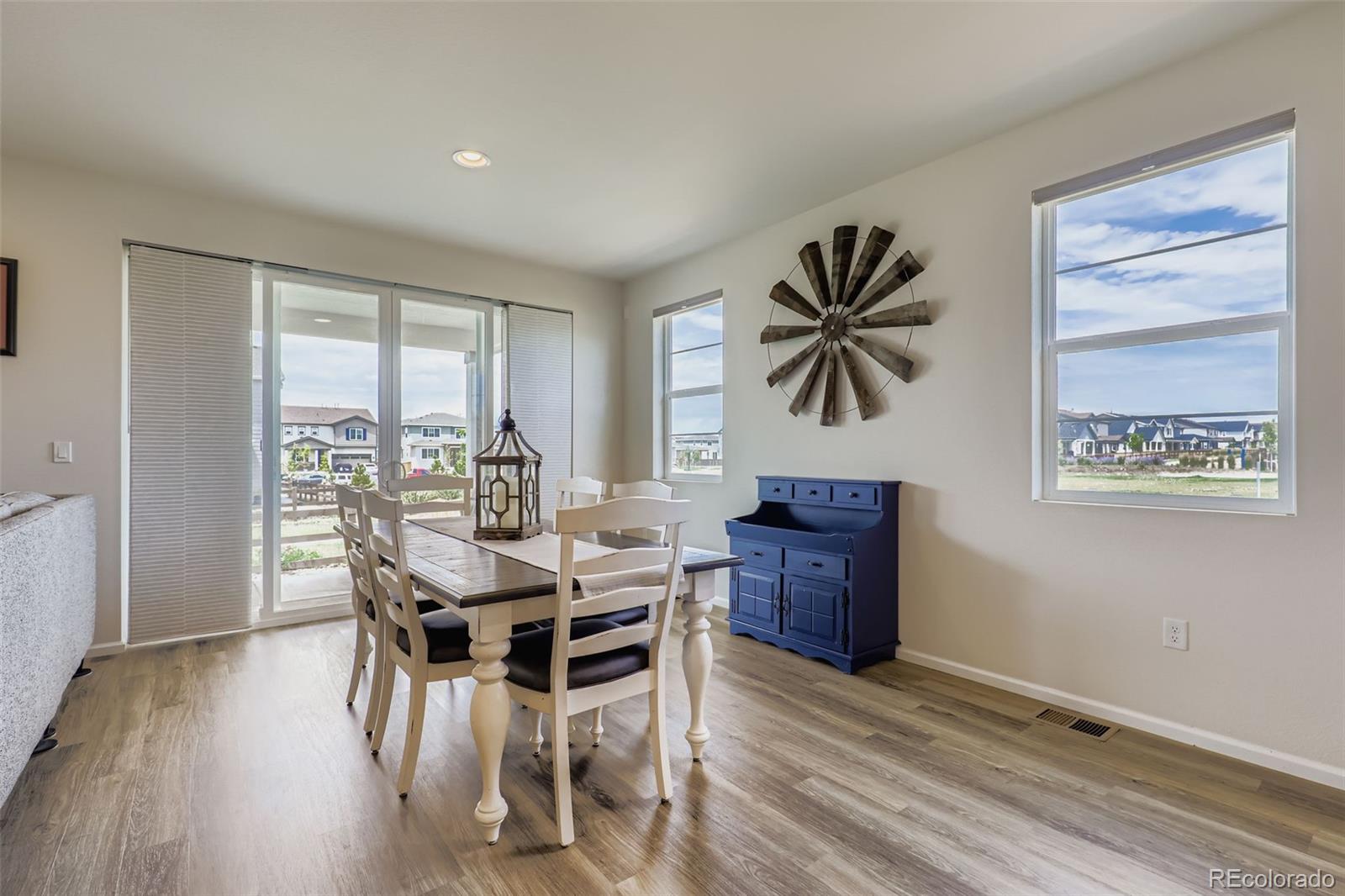 MLS Image #8 for 9095  uravan court,commerce city, Colorado