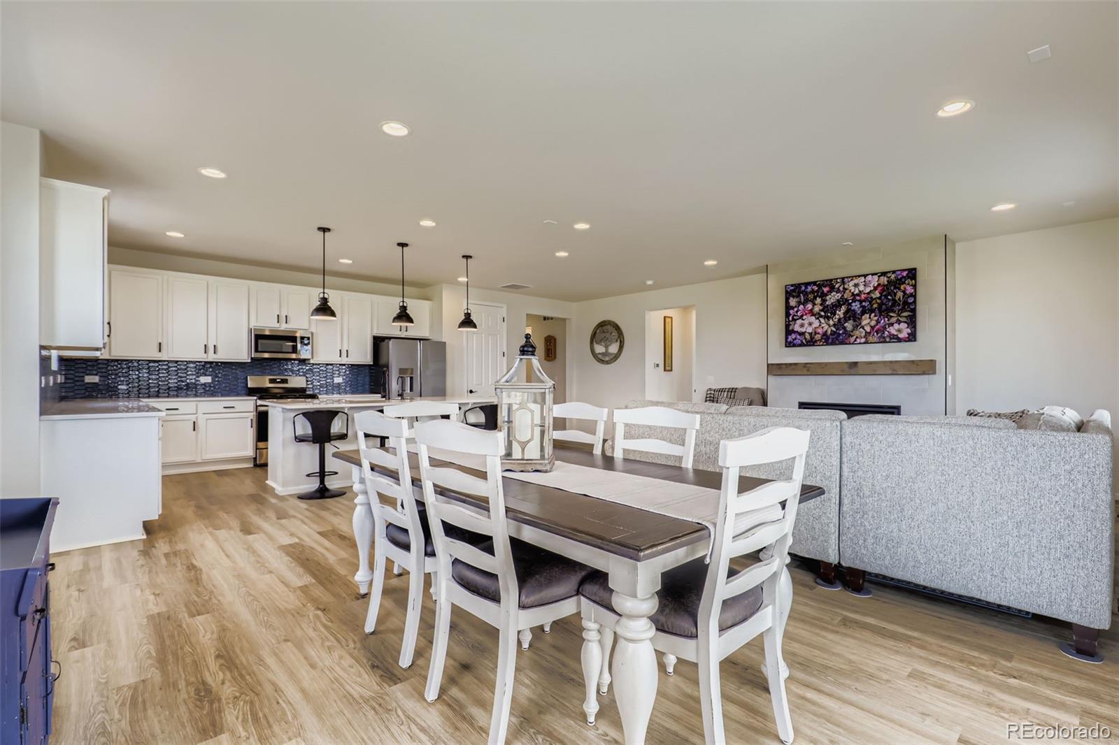 MLS Image #9 for 9095  uravan court,commerce city, Colorado