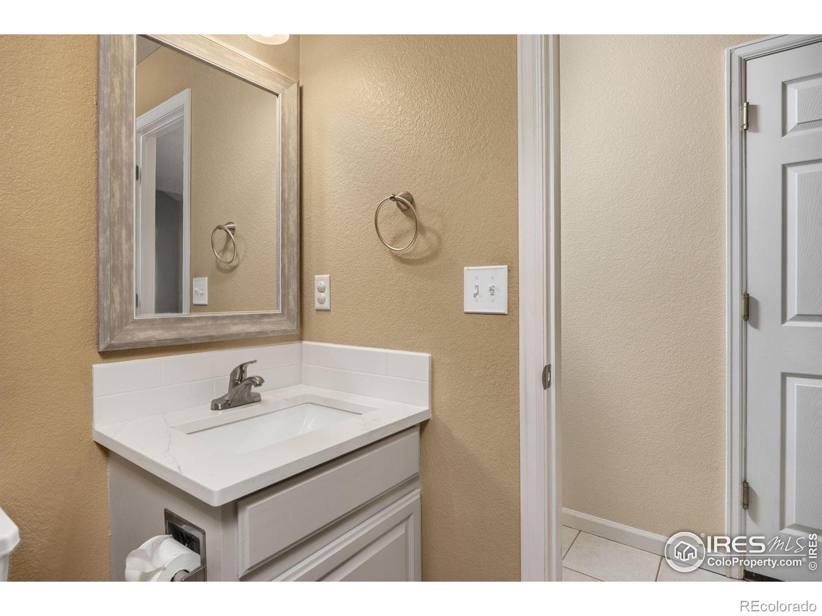 MLS Image #11 for 433  huntington hills drive,fort collins, Colorado