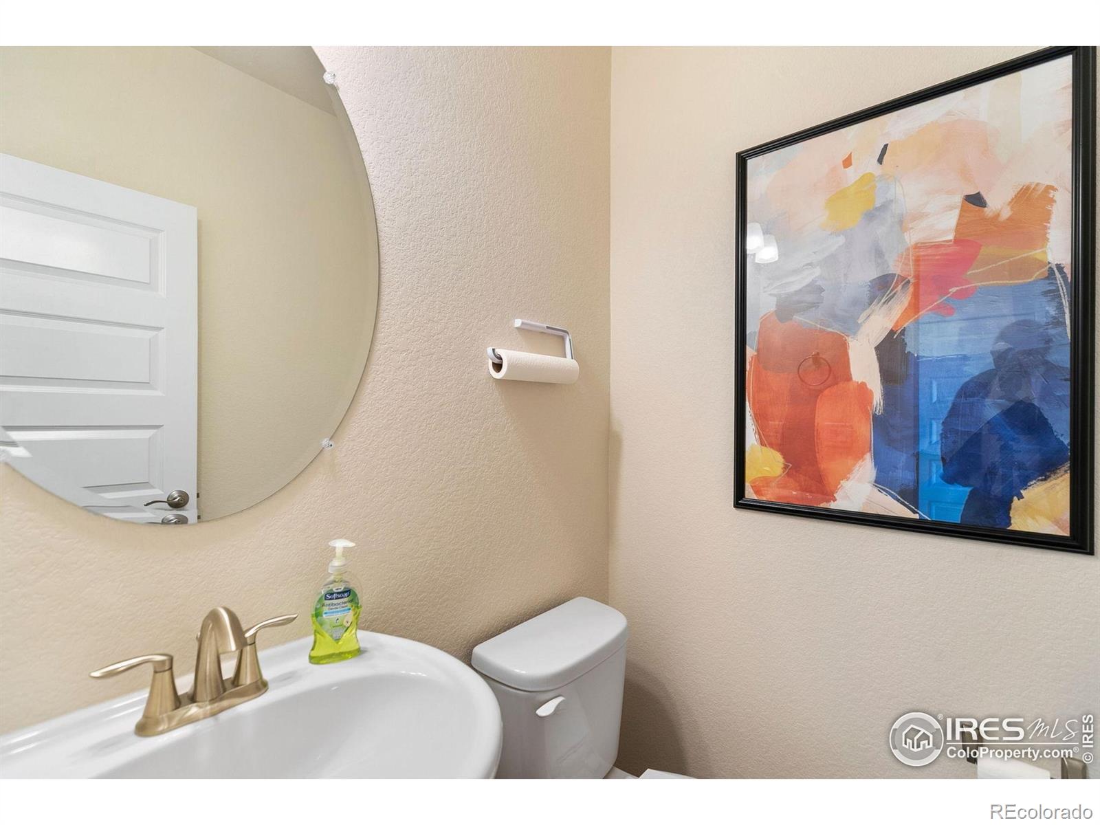 MLS Image #4 for 18  chipeta way,lochbuie, Colorado