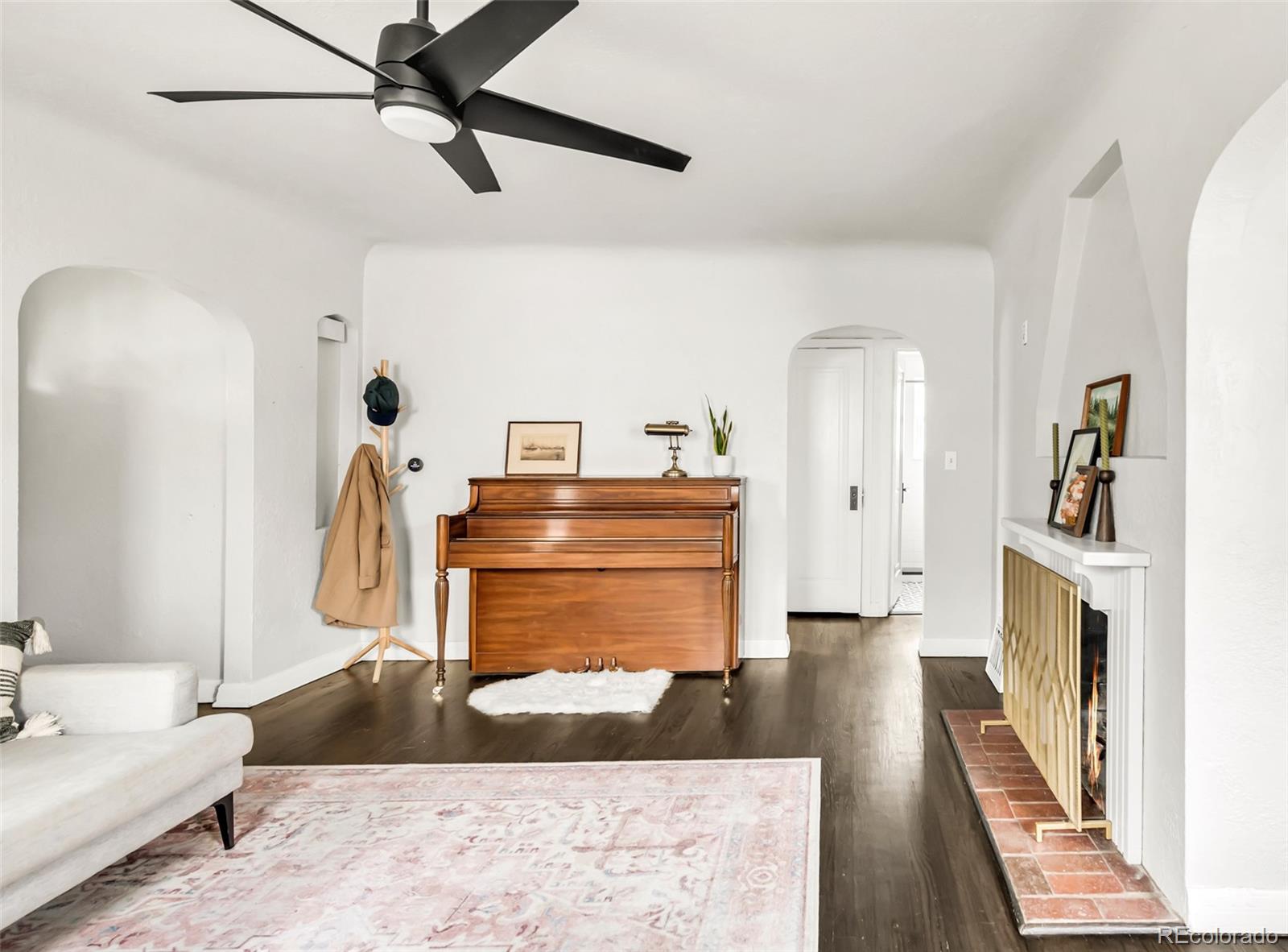 MLS Image #11 for 1400 s birch street,denver, Colorado