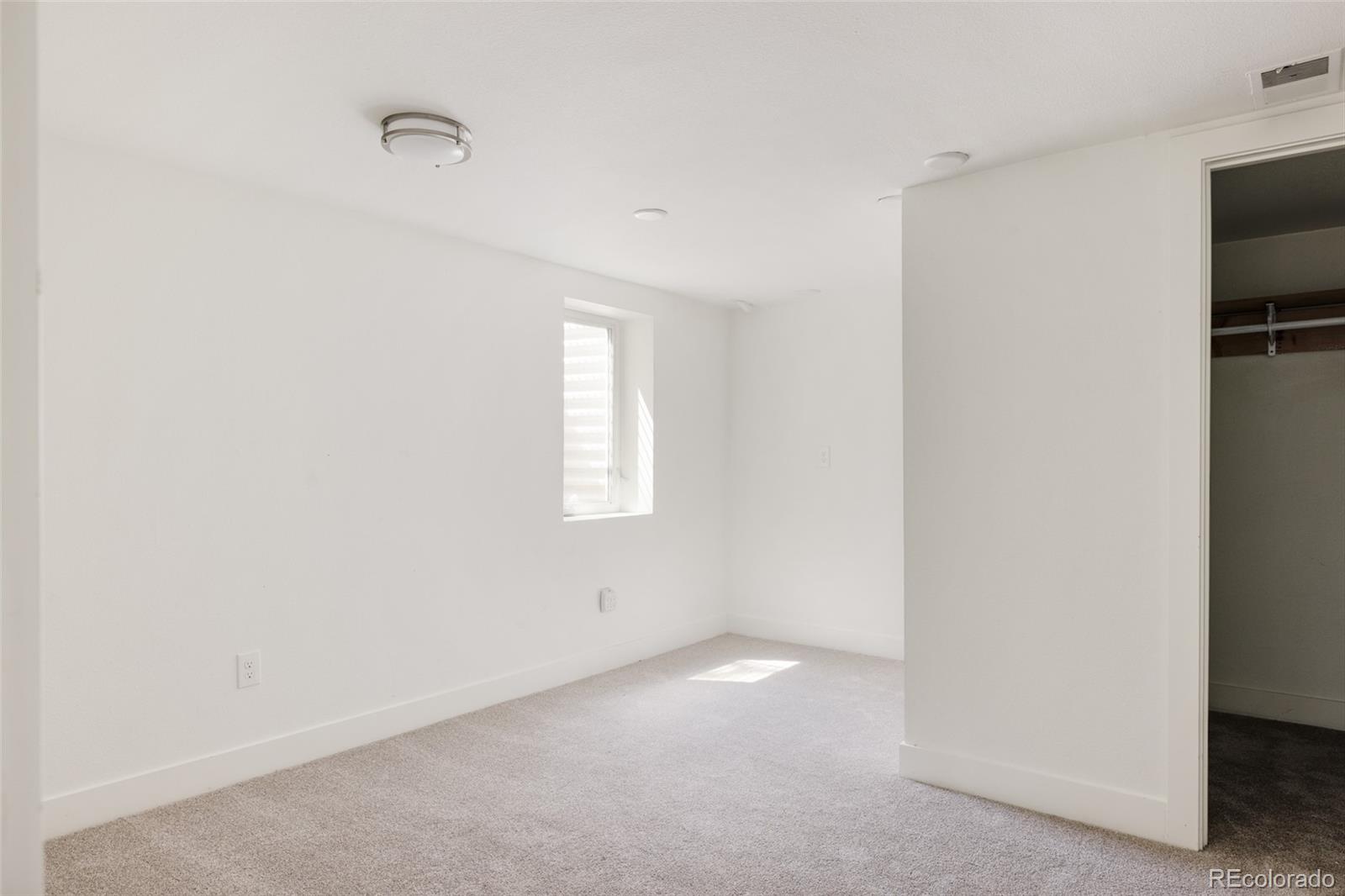 MLS Image #14 for 812 s holly street,denver, Colorado