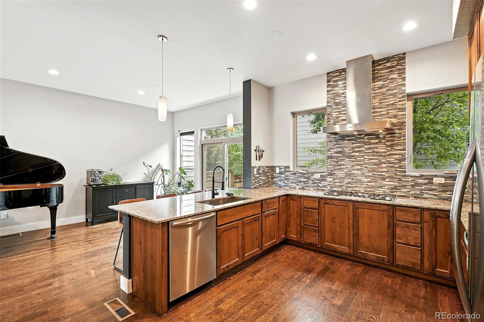 MLS Image #10 for 8764  martin luther king boulevard ,denver, Colorado