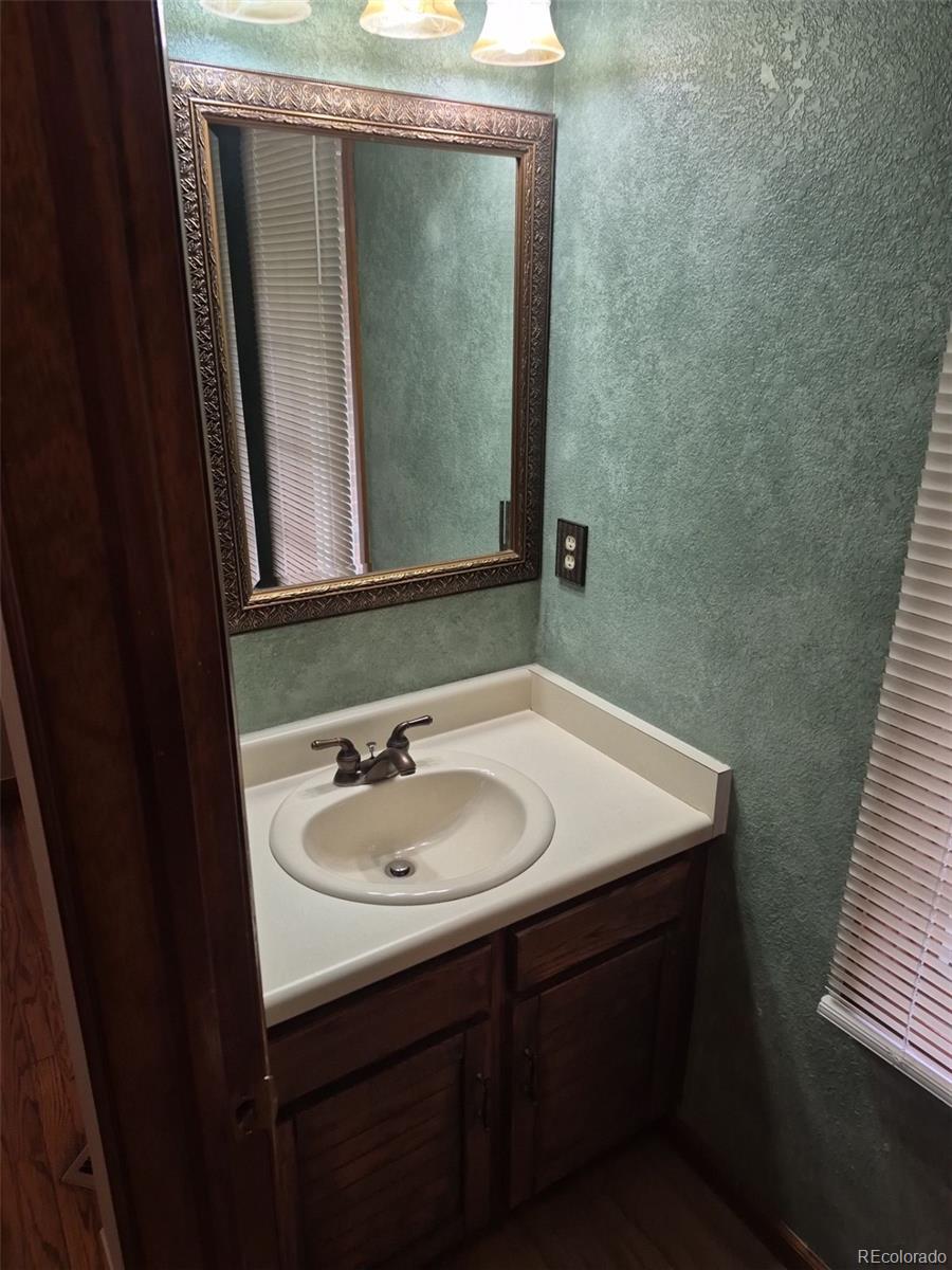 MLS Image #5 for 2477 s oakland circle,aurora, Colorado