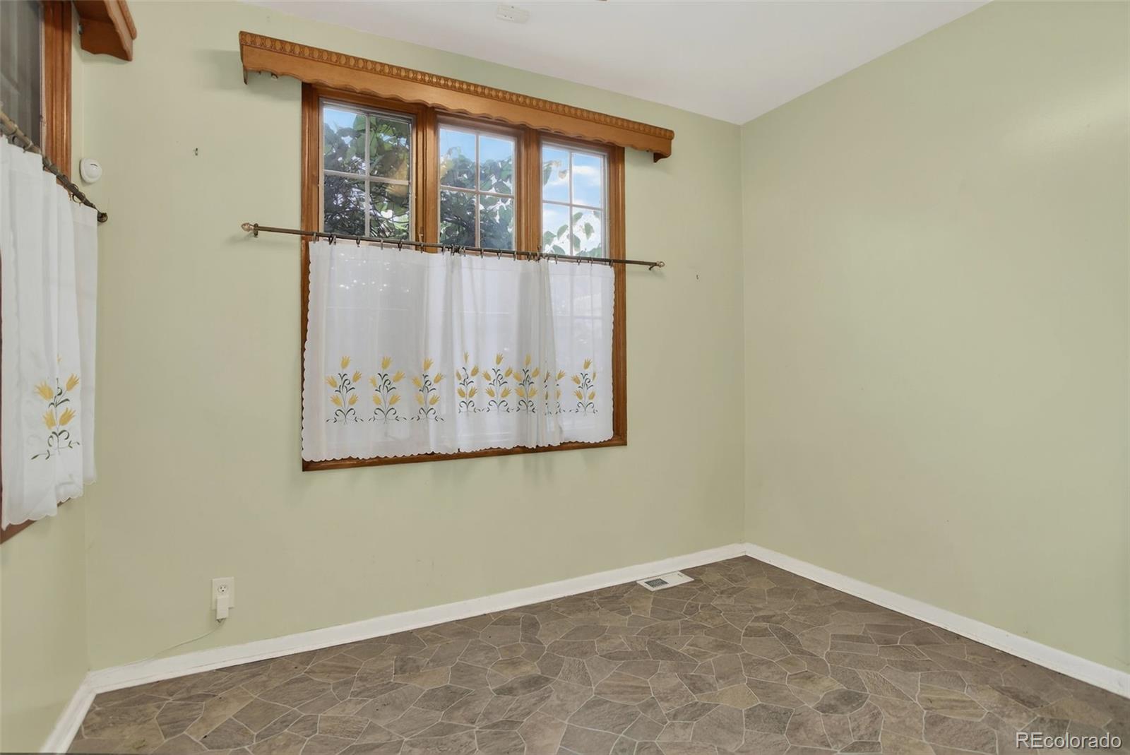 MLS Image #9 for 2481  yates street,denver, Colorado