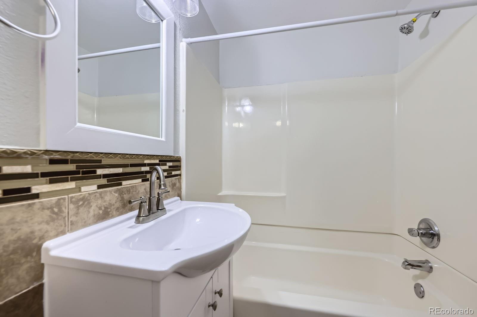 MLS Image #14 for 7461  locust street,commerce city, Colorado