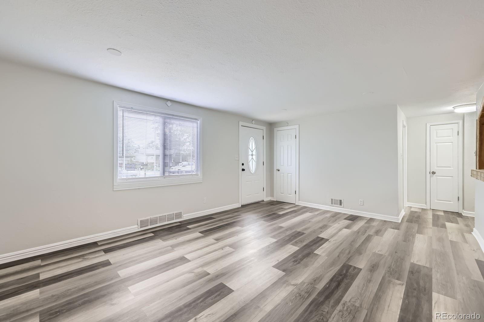 MLS Image #4 for 7461  locust street,commerce city, Colorado