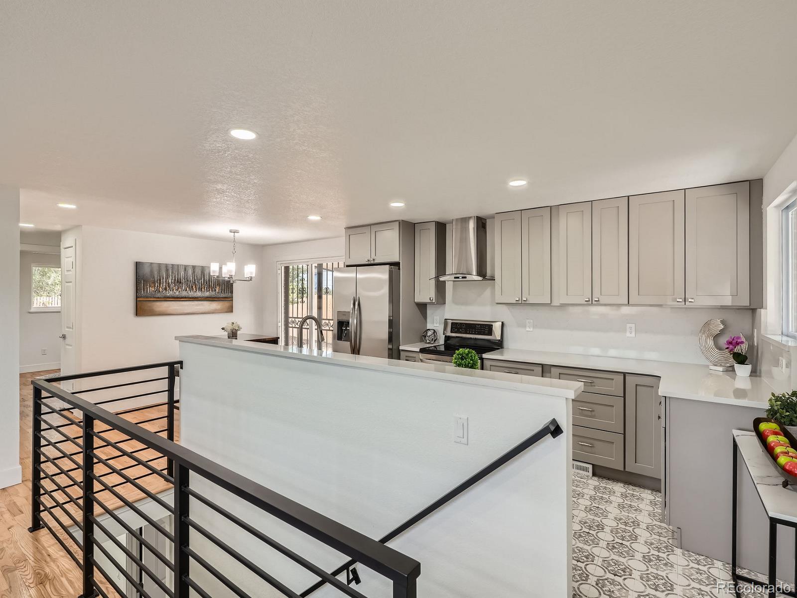 MLS Image #12 for 1445 s shoshone street,denver, Colorado
