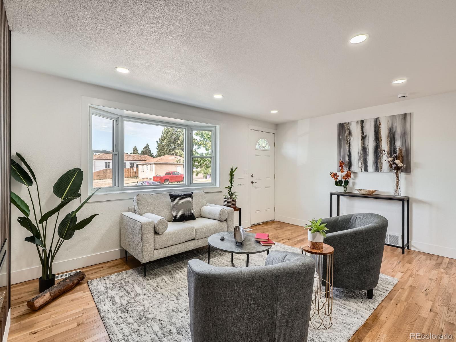 MLS Image #5 for 1445 s shoshone street,denver, Colorado