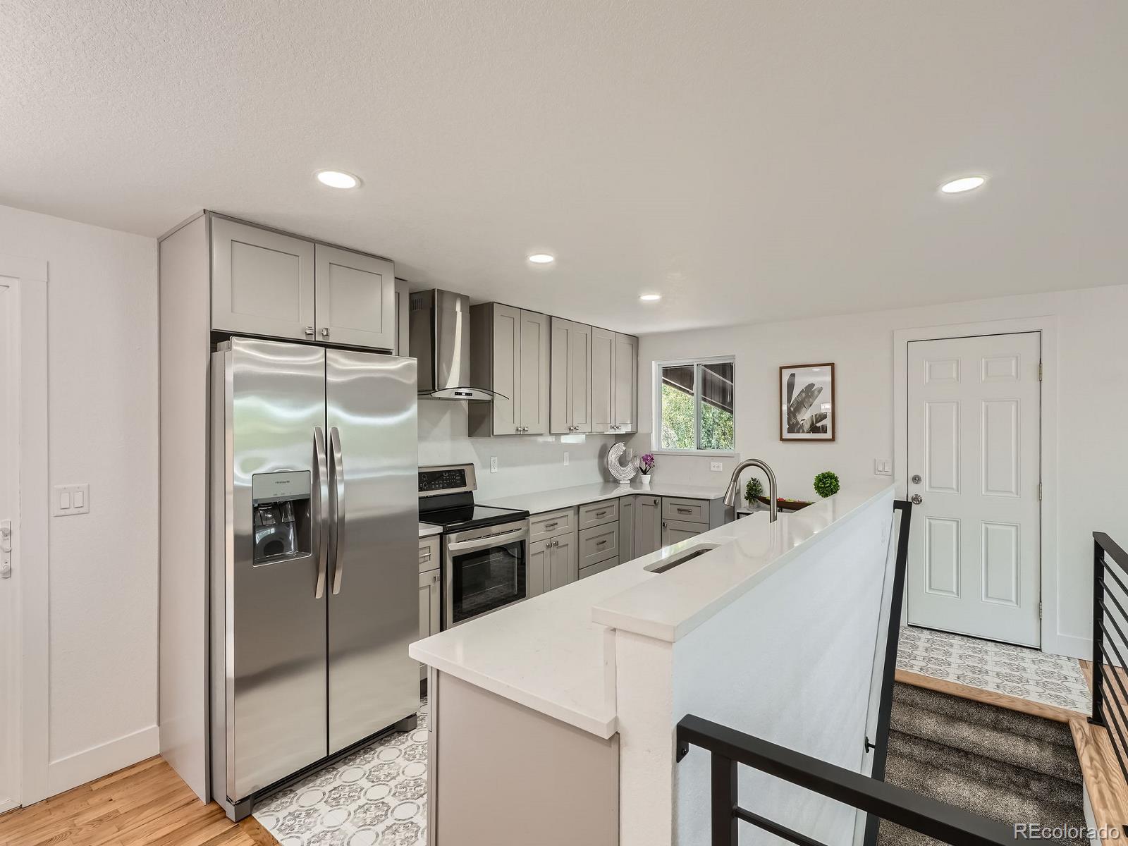 MLS Image #8 for 1445 s shoshone street,denver, Colorado