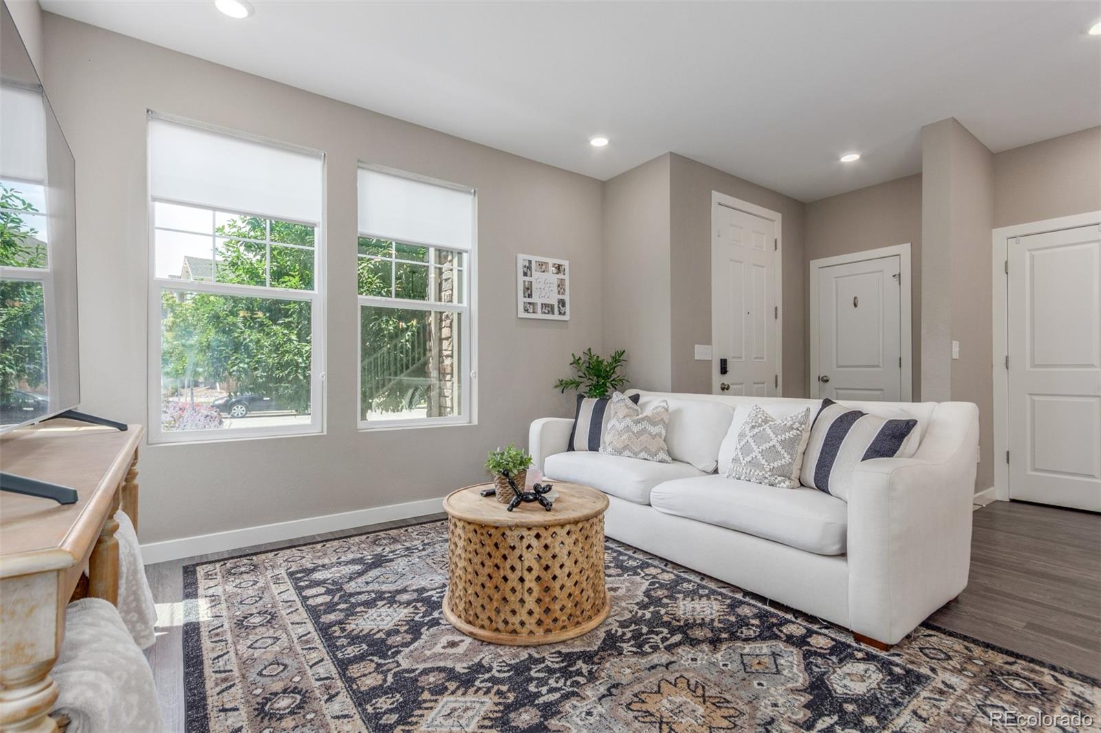 MLS Image #2 for 23211 e jamison drive,aurora, Colorado