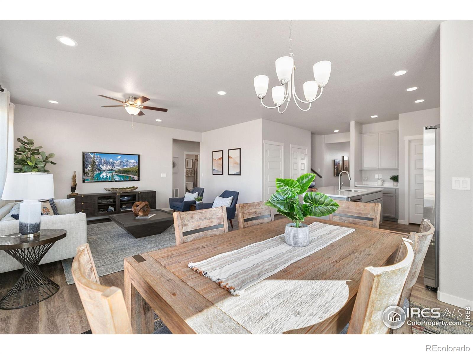 MLS Image #11 for 19  chipeta way,lochbuie, Colorado