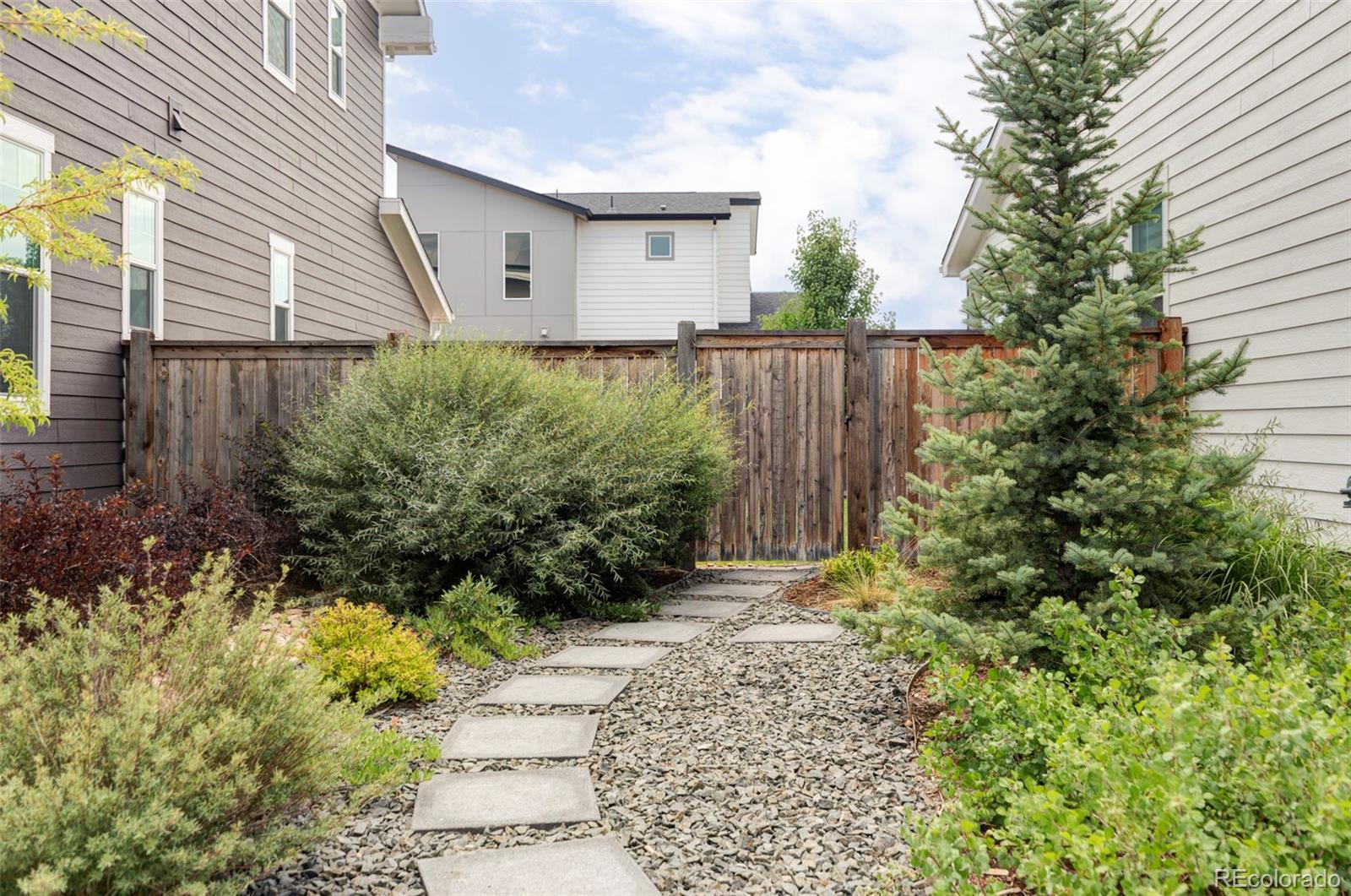 MLS Image #37 for 9752 e 62nd drive,denver, Colorado