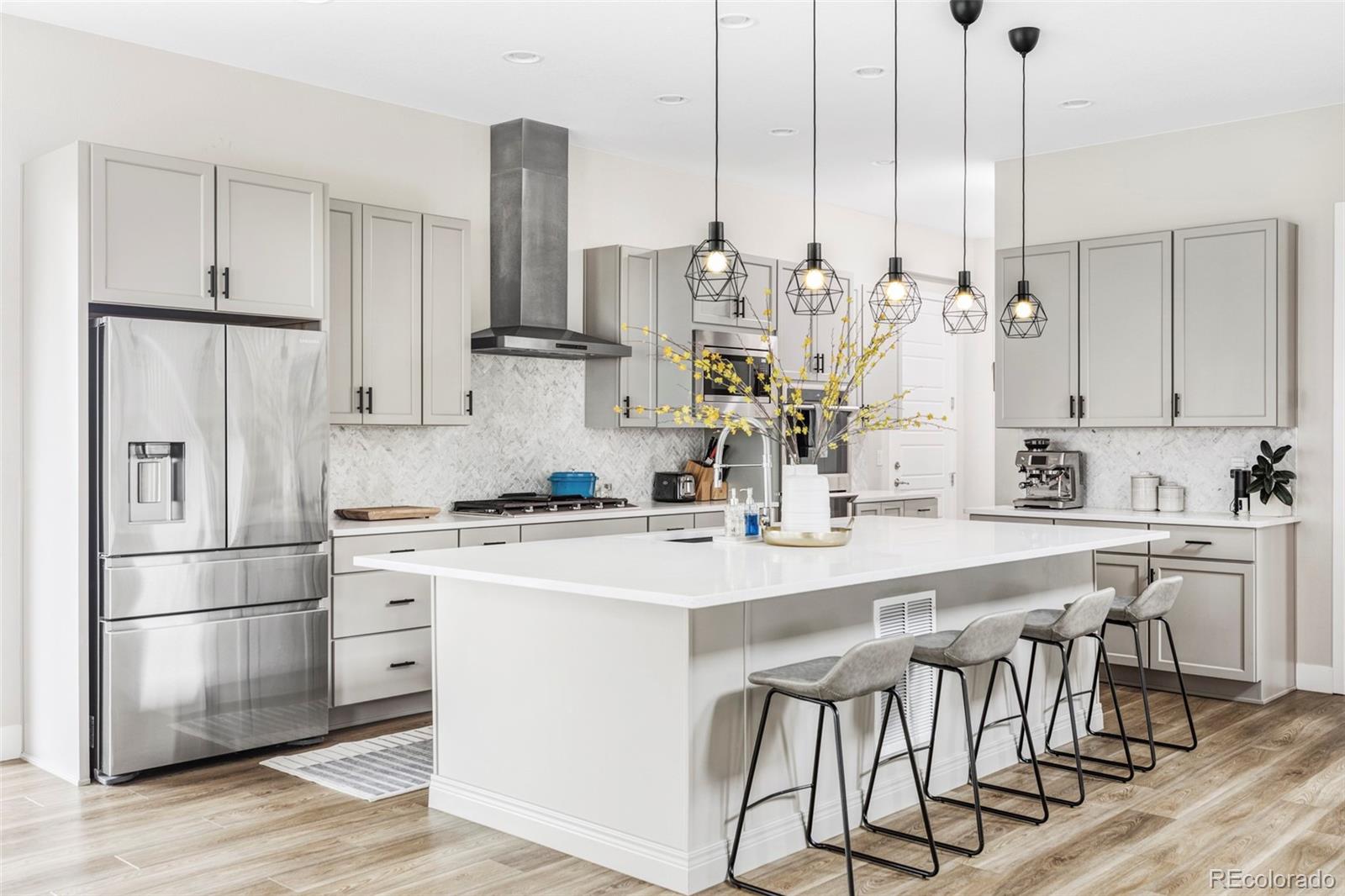 MLS Image #9 for 9752 e 62nd drive,denver, Colorado