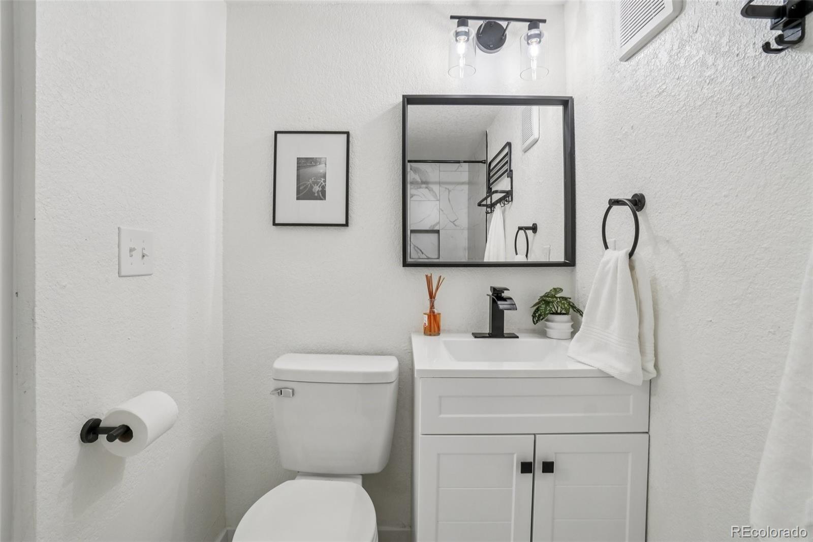 MLS Image #22 for 15142 e bates avenue,aurora, Colorado