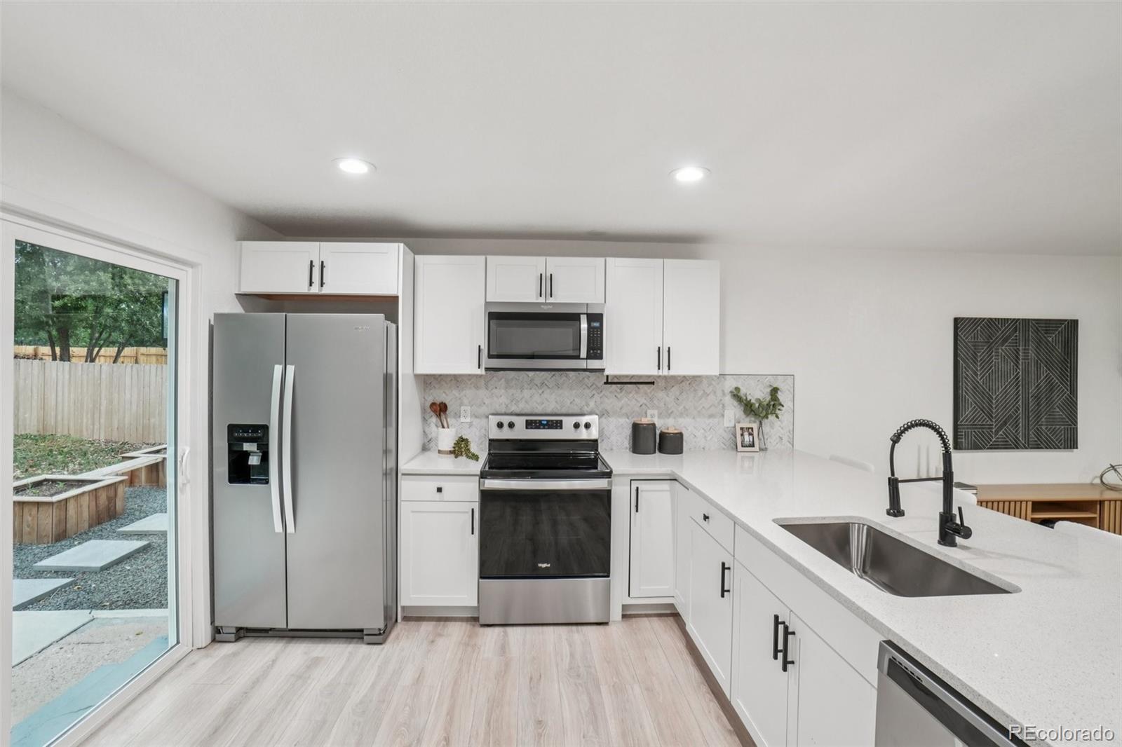 MLS Image #7 for 15142 e bates avenue,aurora, Colorado