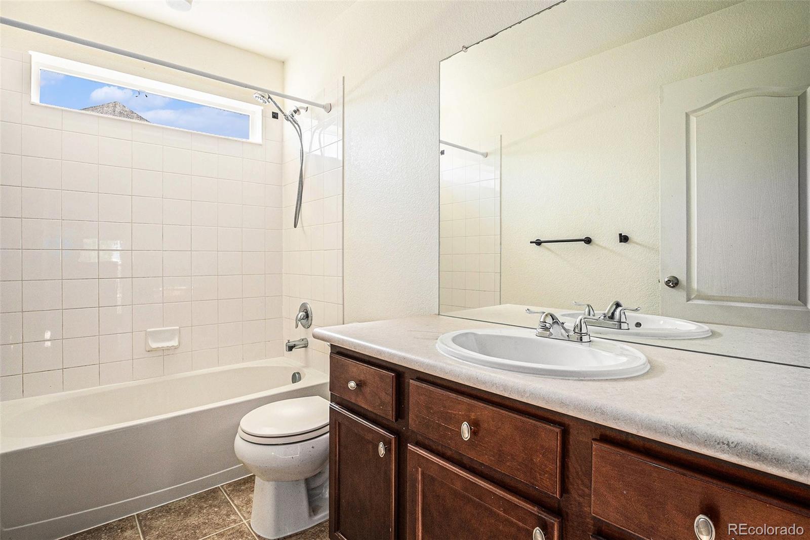 MLS Image #8 for 25934 e maple drive,aurora, Colorado