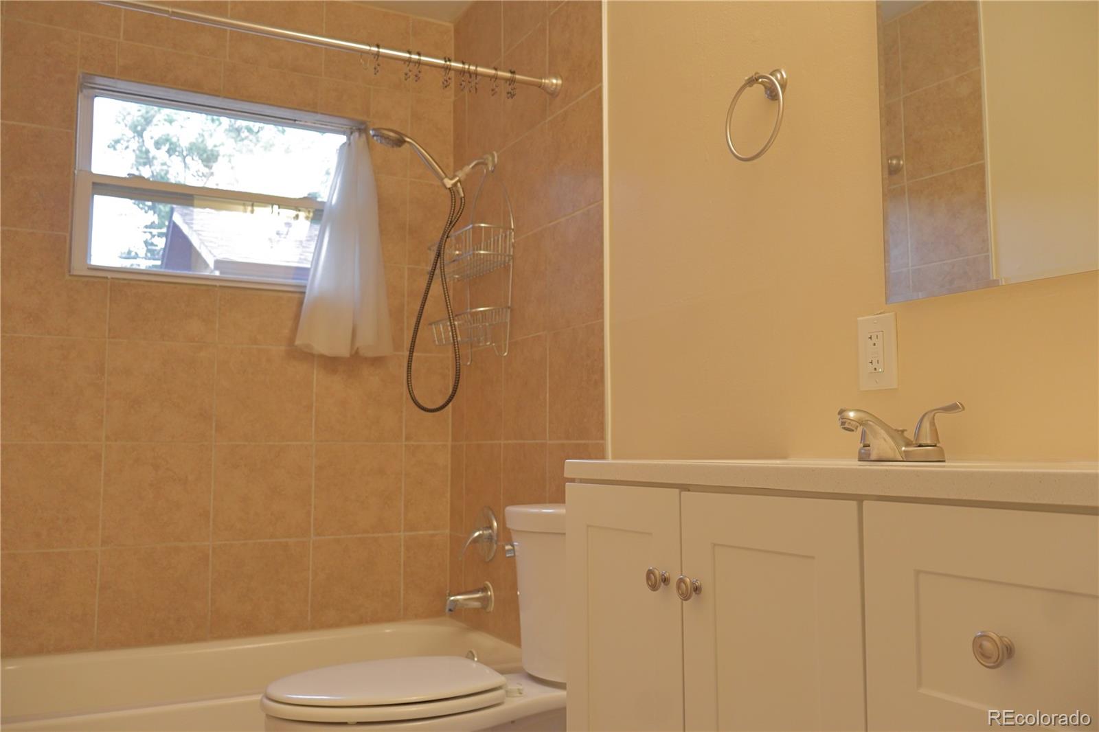 MLS Image #5 for 1297  worchester street,aurora, Colorado