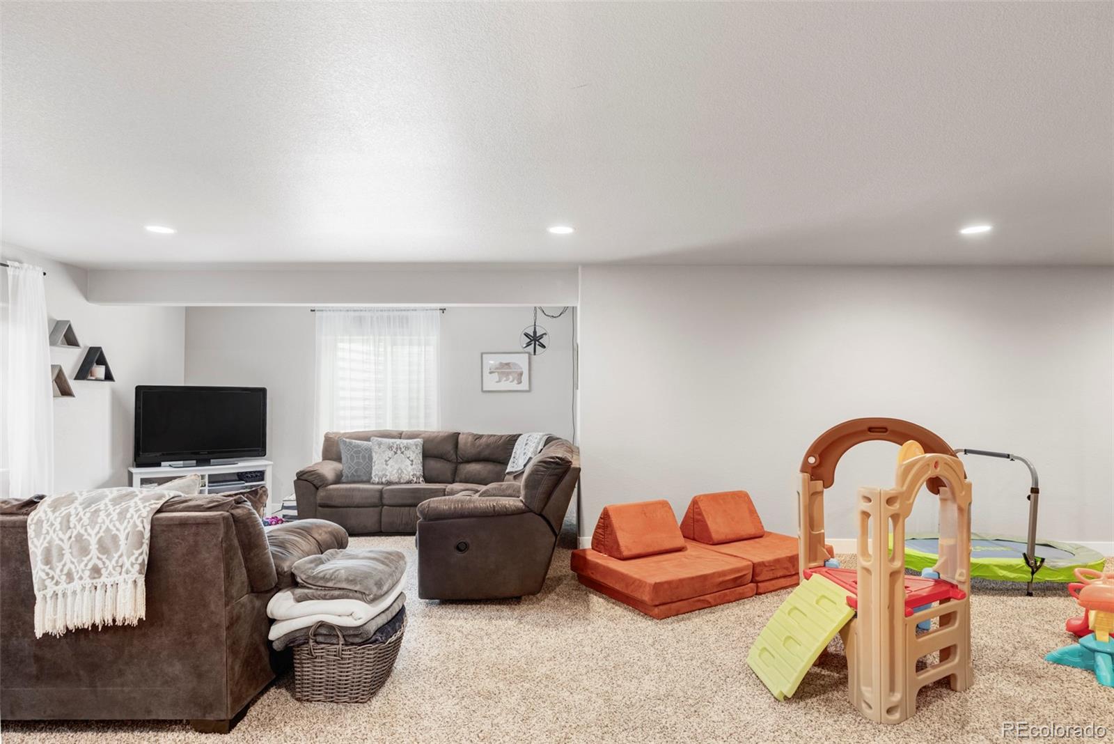 MLS Image #29 for 861  sunlight peak drive,severance, Colorado