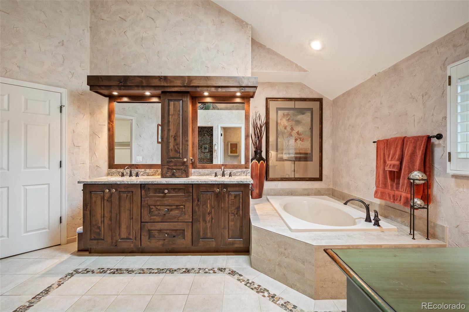 MLS Image #24 for 8505 e temple drive,denver, Colorado