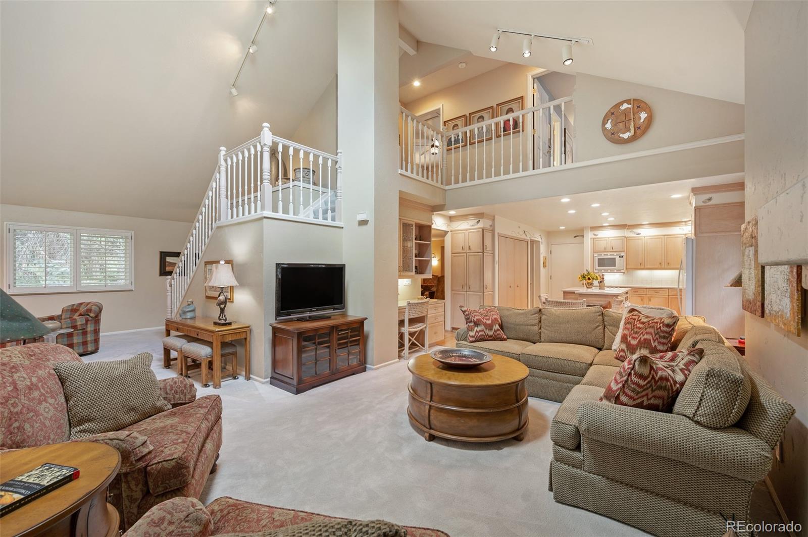 MLS Image #8 for 8505 e temple drive,denver, Colorado