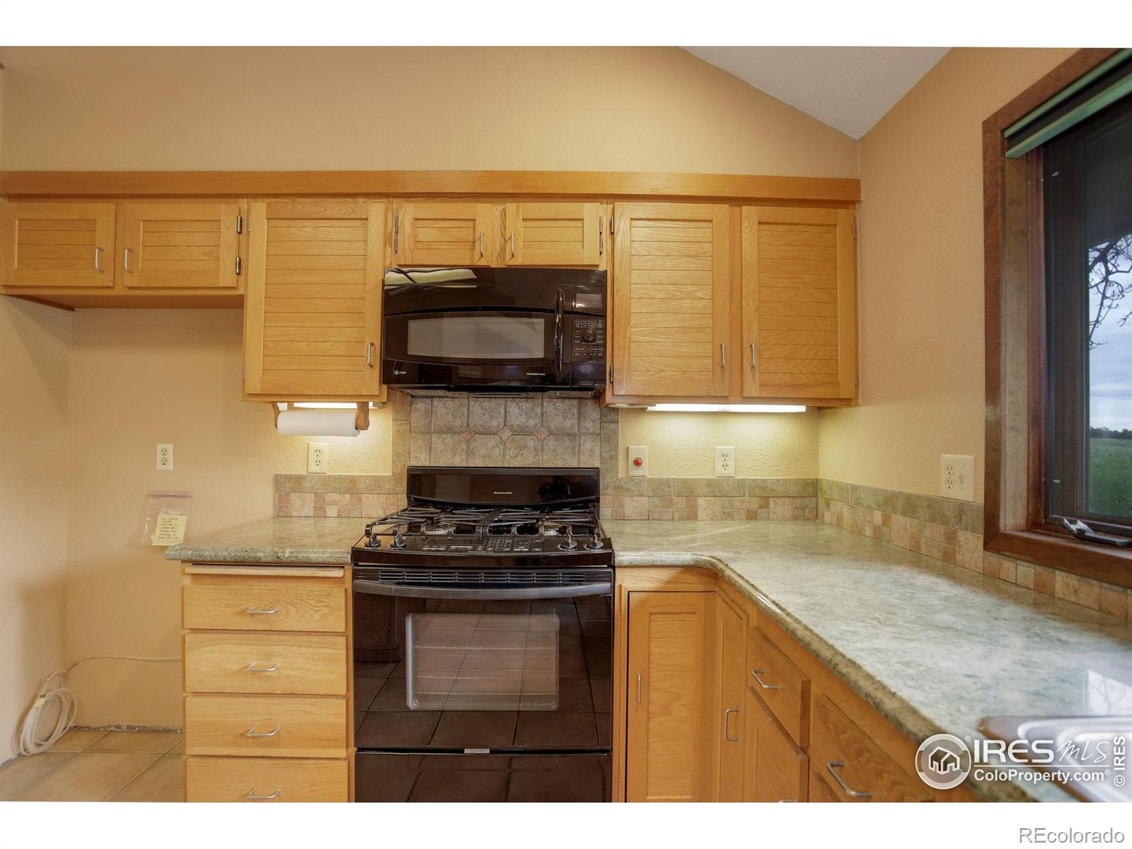 MLS Image #11 for 8664  middle fork road,boulder, Colorado