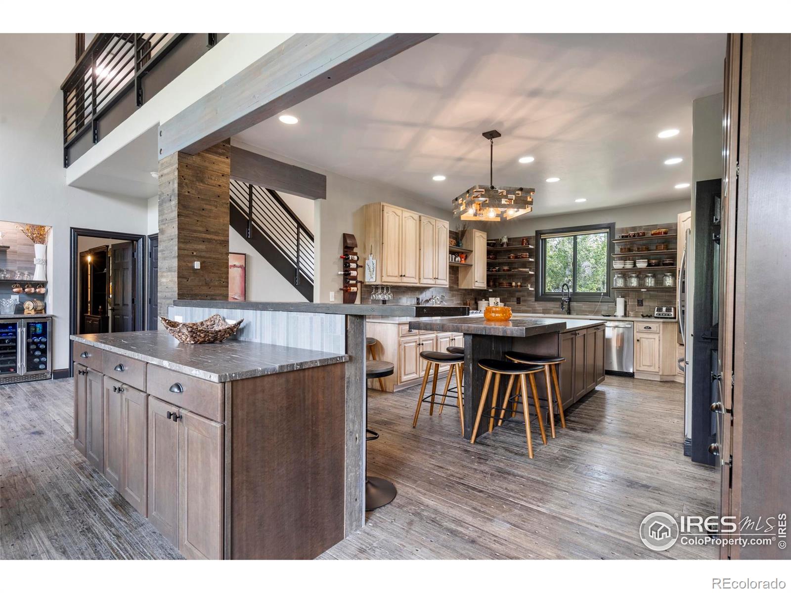 MLS Image #5 for 520  night chant lane,frisco, Colorado