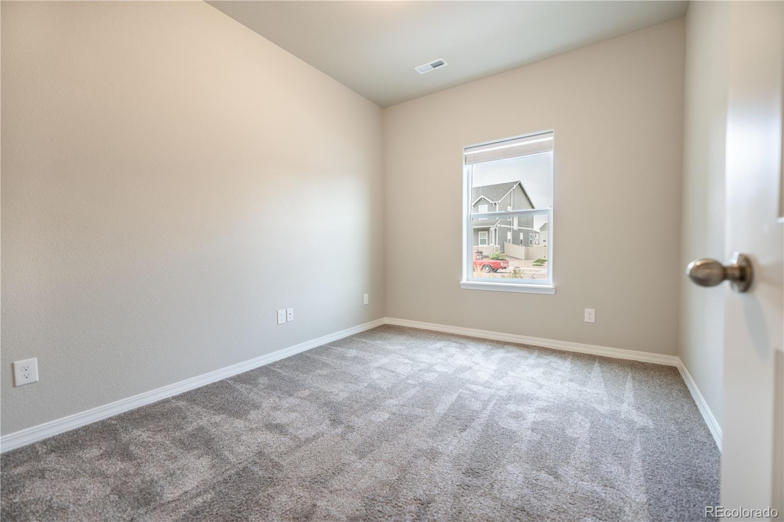 MLS Image #10 for 4618  zircon drive,colorado springs, Colorado