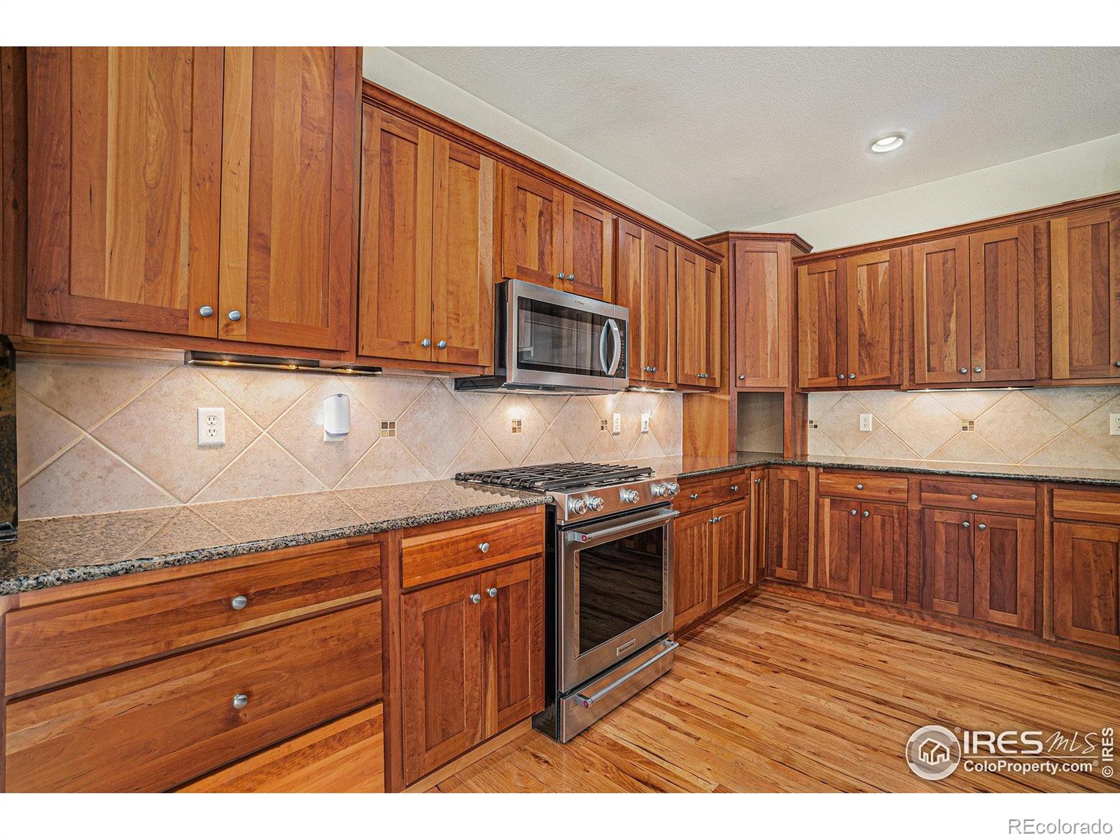 MLS Image #7 for 1987  seadrift drive,windsor, Colorado