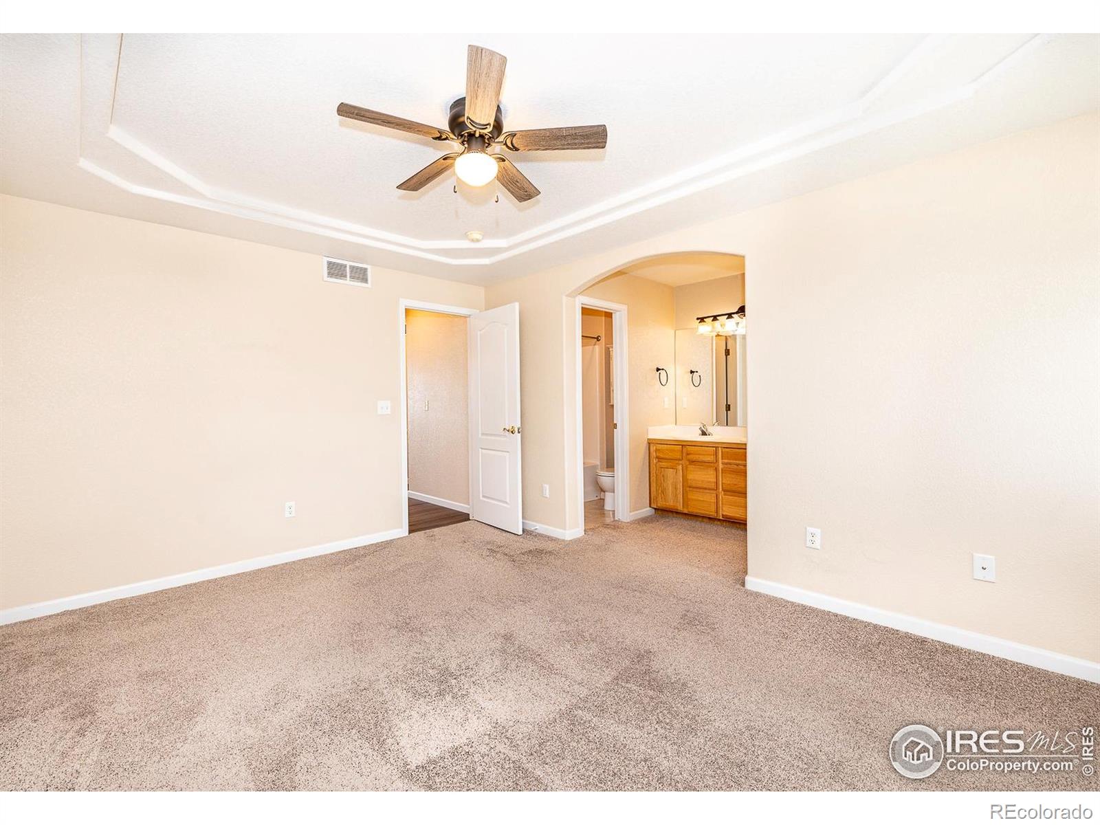 MLS Image #13 for 2409  dock drive,evans, Colorado