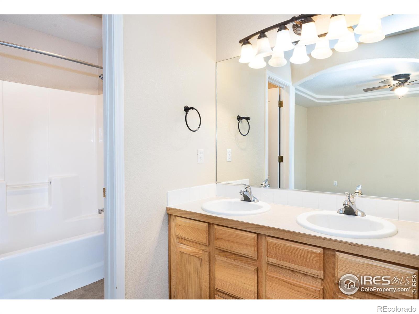 MLS Image #16 for 2409  dock drive,evans, Colorado