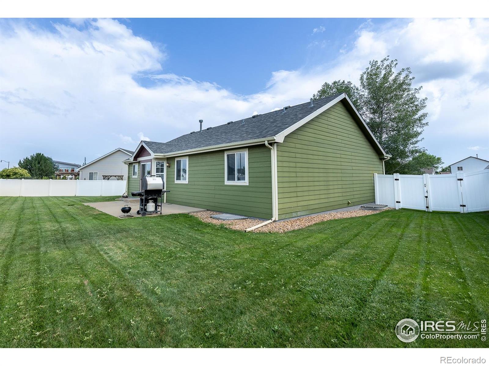 MLS Image #30 for 2409  dock drive,evans, Colorado