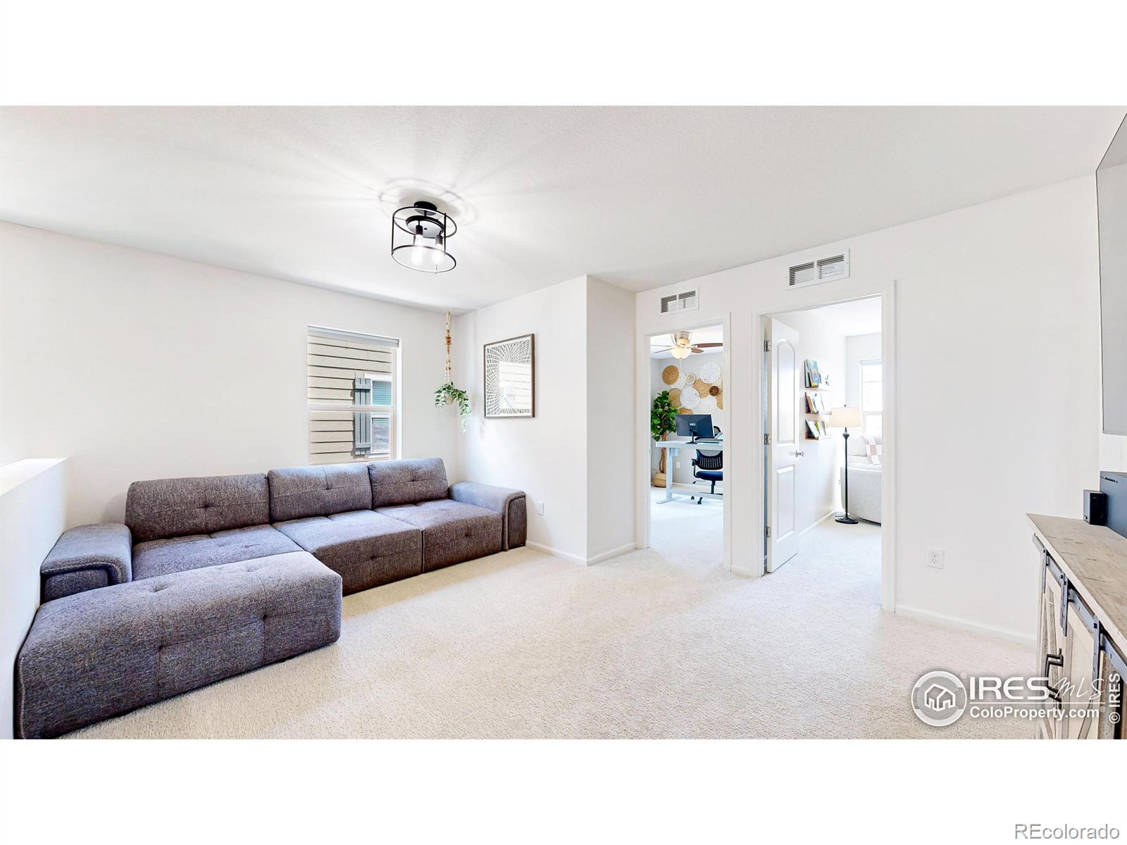 MLS Image #14 for 6973  isabell court,arvada, Colorado