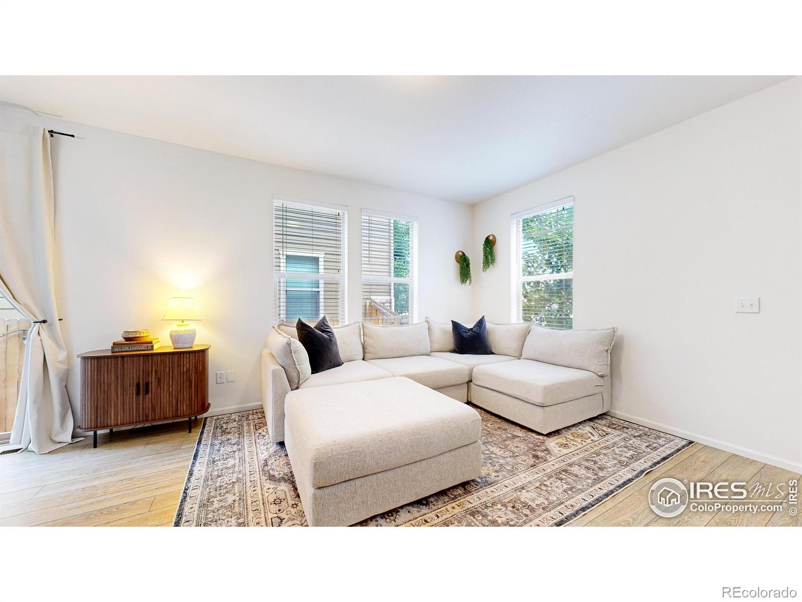 MLS Image #4 for 6973  isabell court,arvada, Colorado