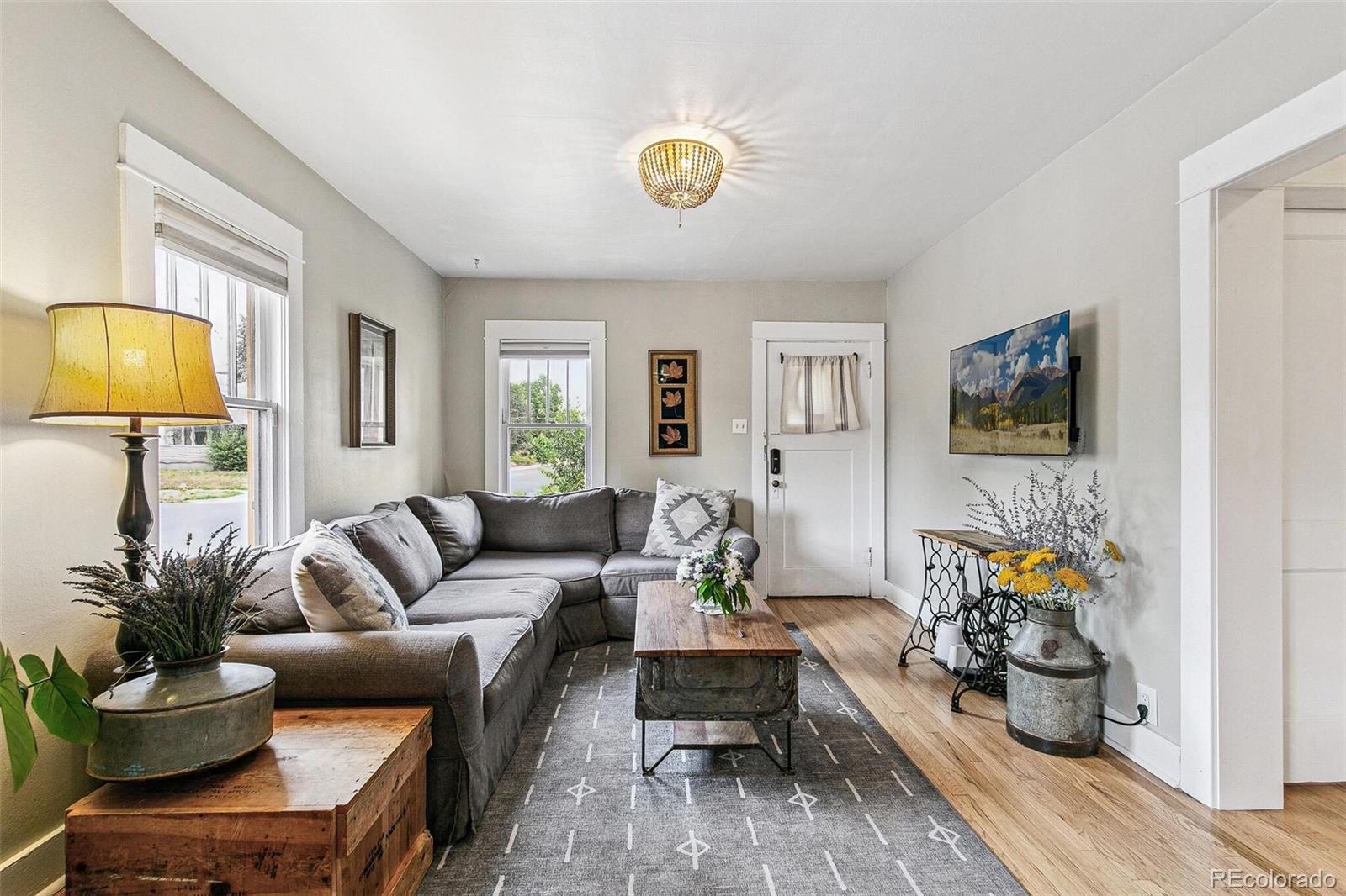 MLS Image #7 for 4893 n raleigh street,denver, Colorado