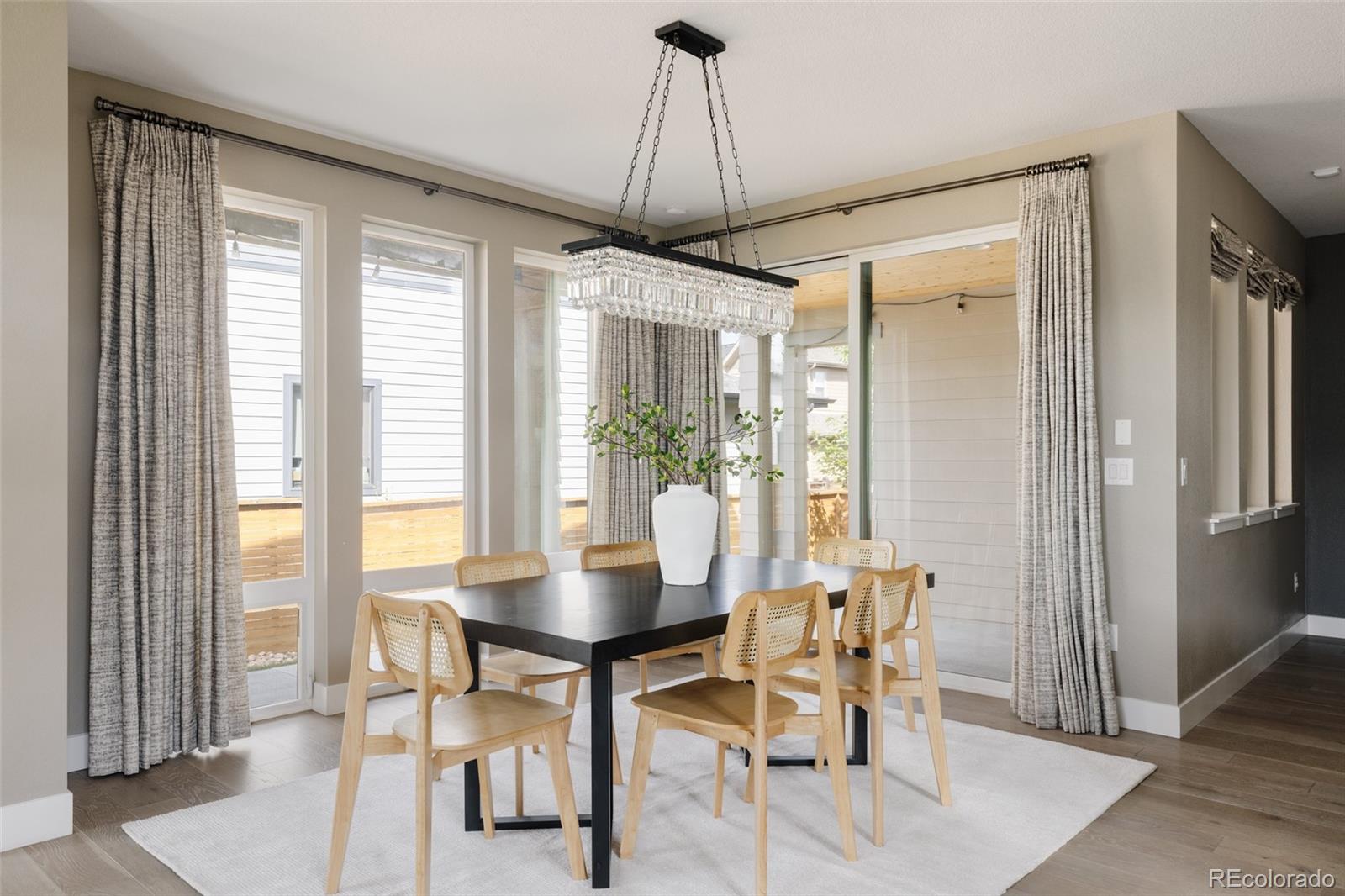 MLS Image #7 for 9221 e 52nd drive,denver, Colorado