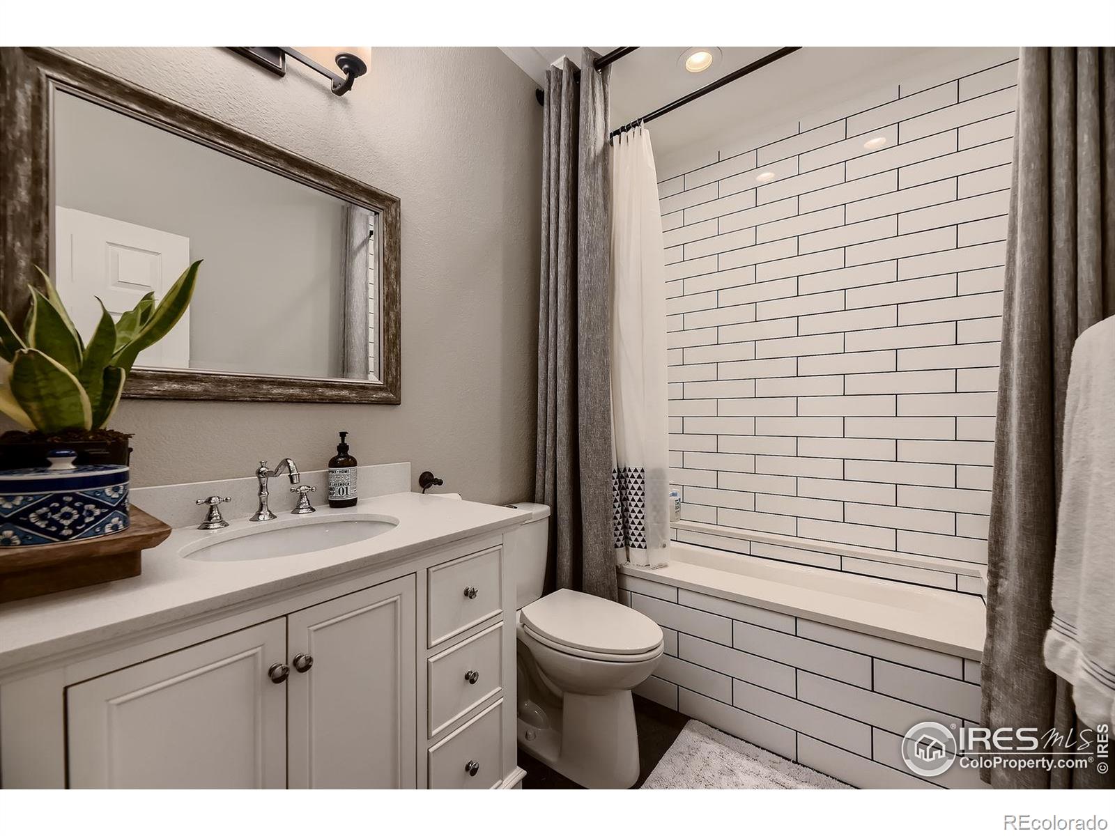 MLS Image #9 for 9412  burgundy circle,highlands ranch, Colorado