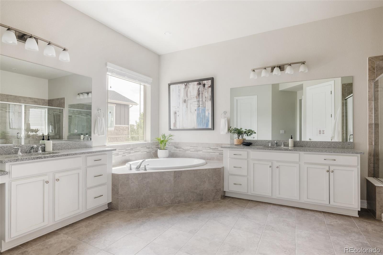 MLS Image #12 for 27430 e lakeview drive,aurora, Colorado