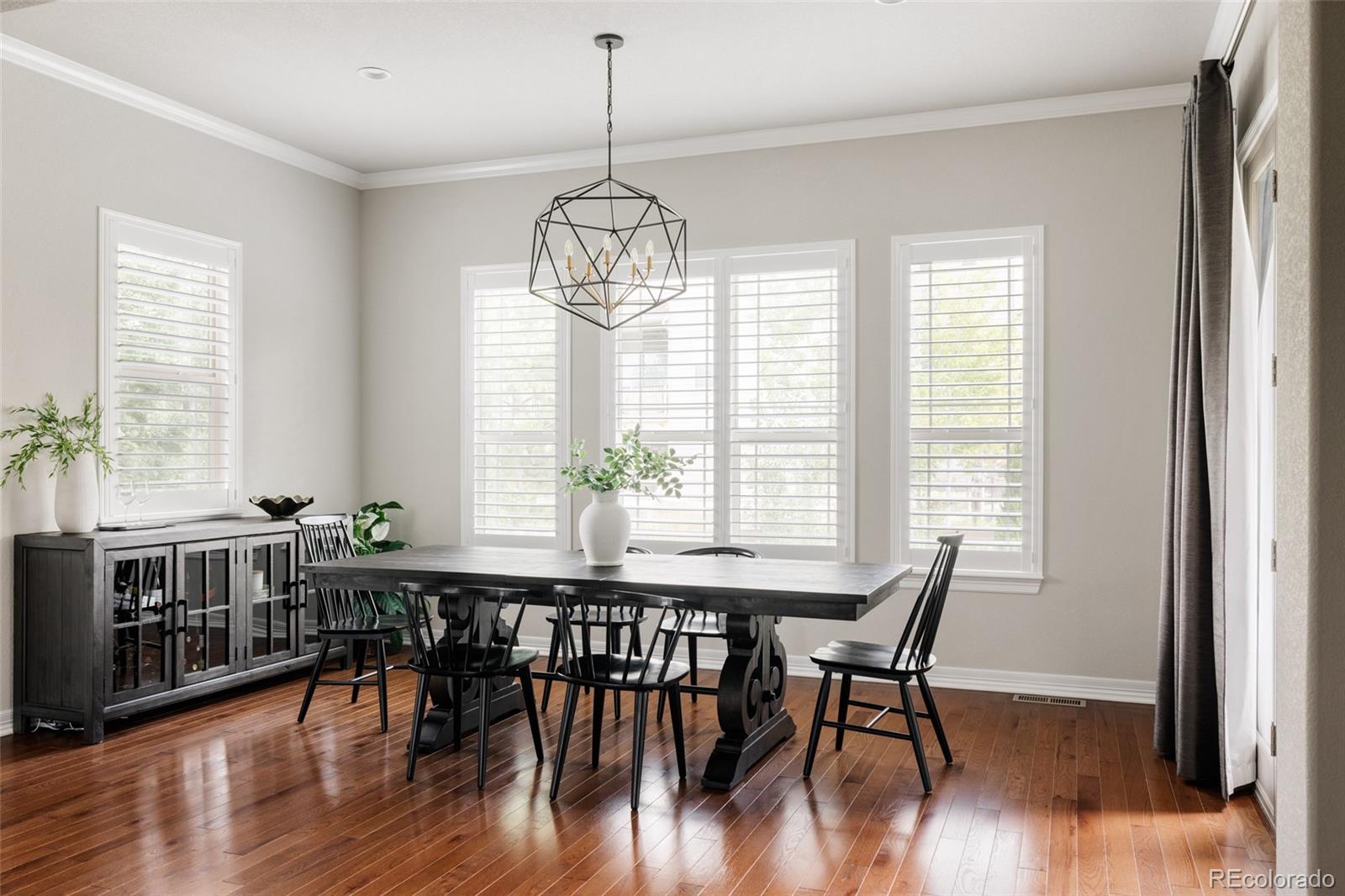 MLS Image #3 for 27430 e lakeview drive,aurora, Colorado