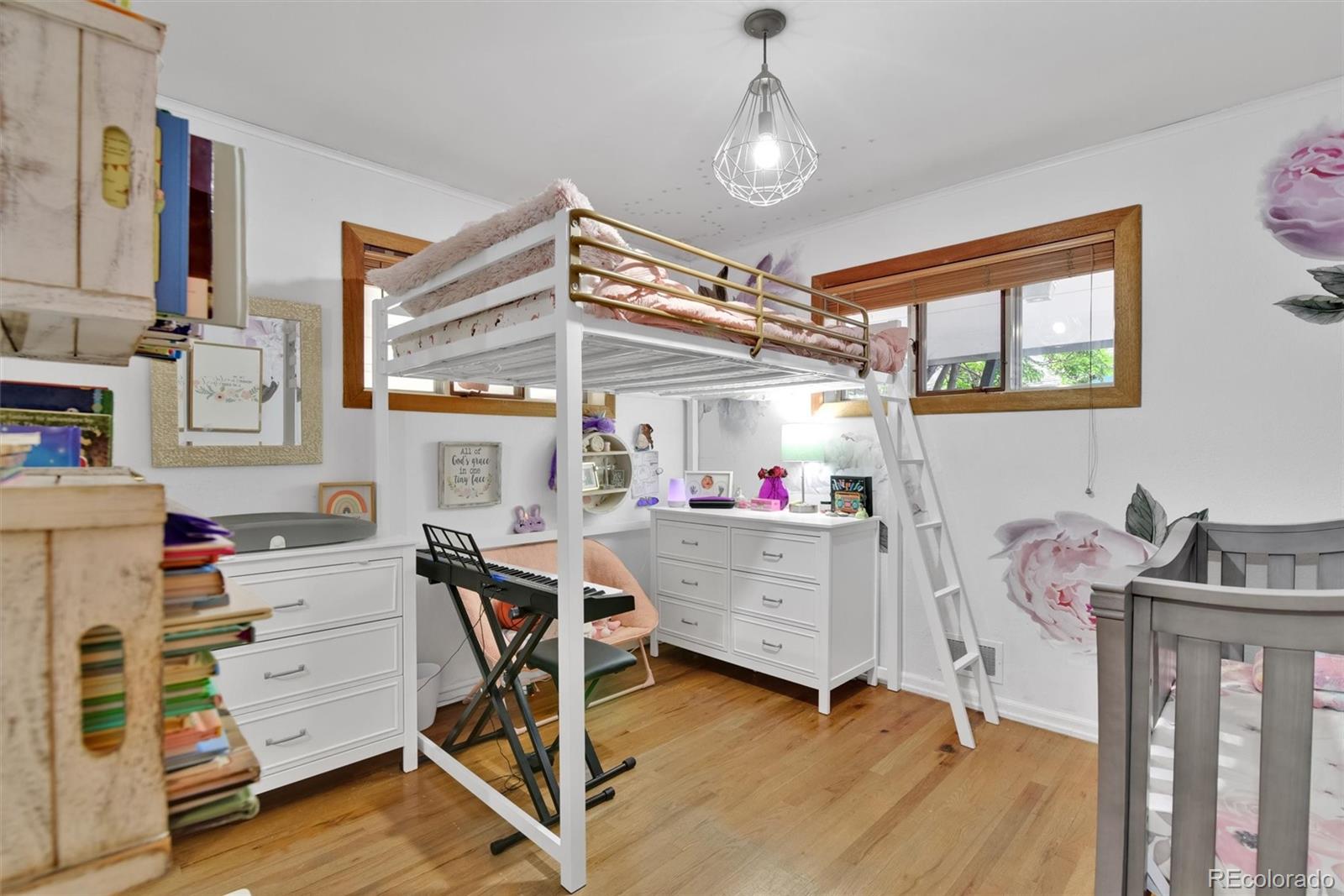 MLS Image #15 for 7050  alan drive,denver, Colorado