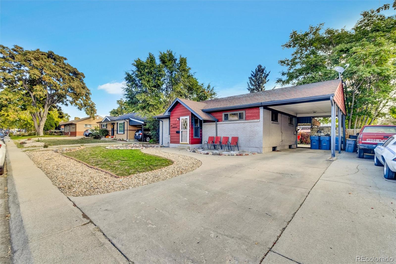 MLS Image #2 for 7050  alan drive,denver, Colorado