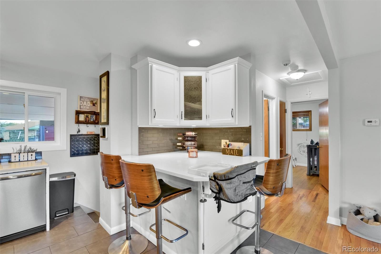 MLS Image #9 for 7050  alan drive,denver, Colorado