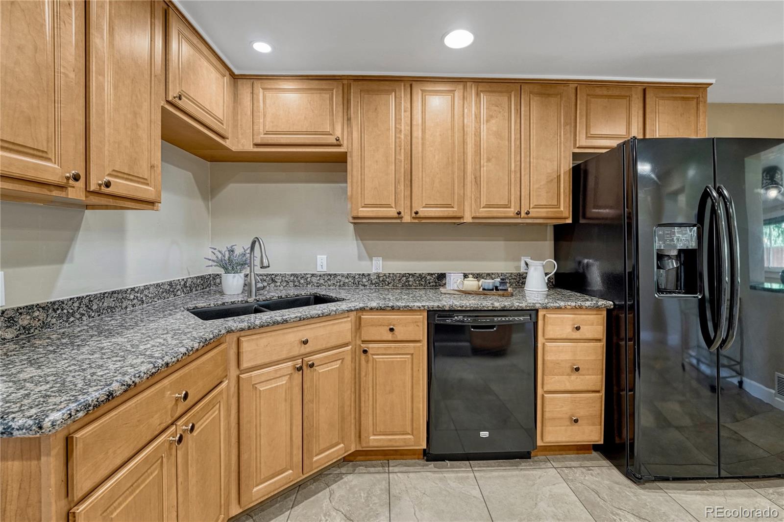 MLS Image #10 for 4785 s pennsylvania street,englewood, Colorado