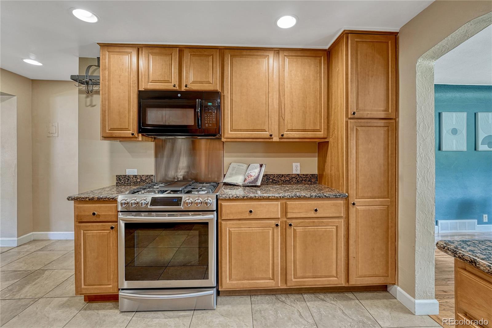 MLS Image #12 for 4785 s pennsylvania street,englewood, Colorado
