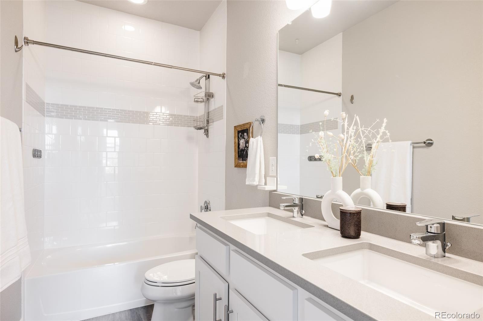 MLS Image #22 for 9366 e 59th avenue,denver, Colorado