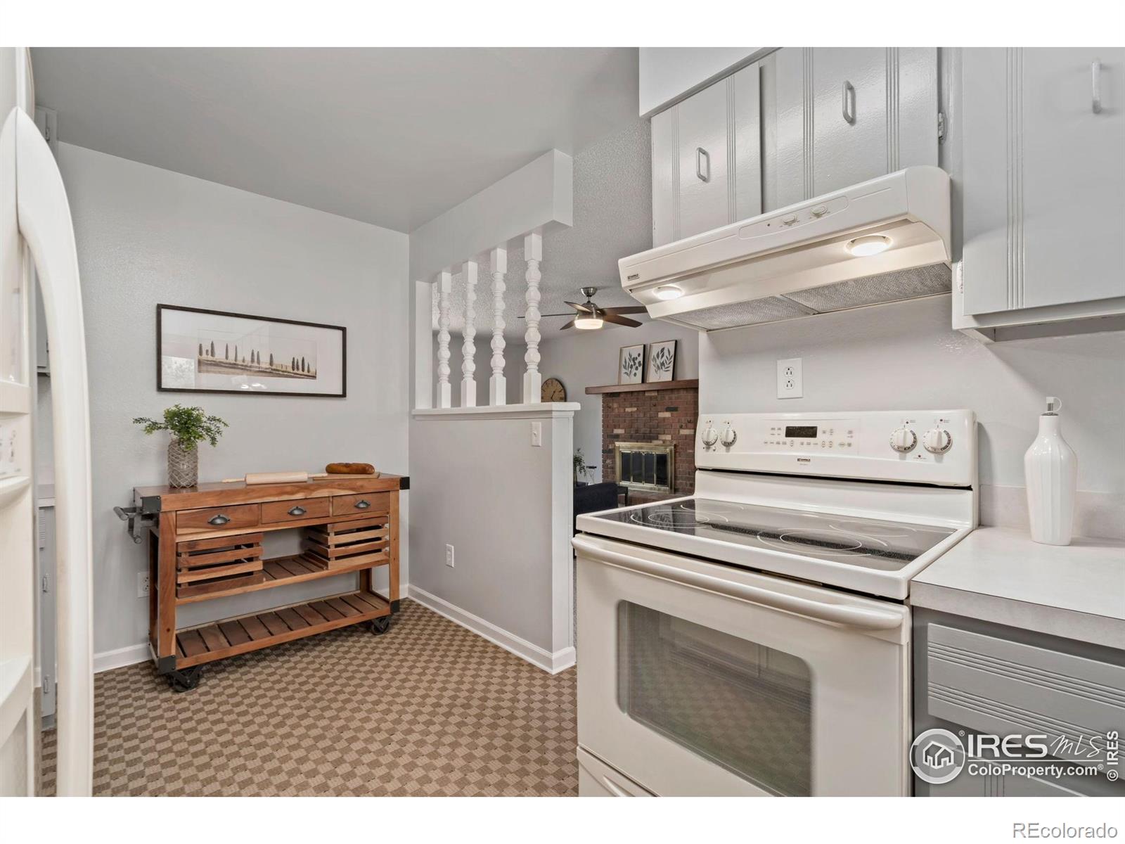MLS Image #15 for 421  camino del mundo ,fort collins, Colorado
