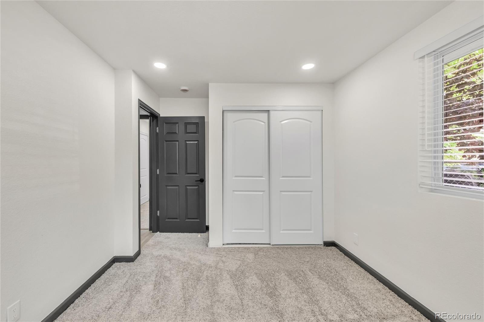 MLS Image #13 for 13124  robins drive,denver, Colorado