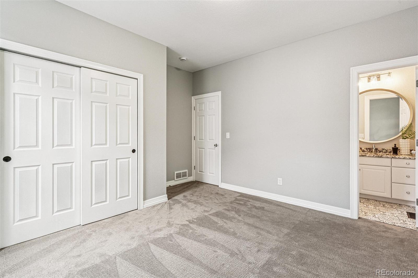 MLS Image #32 for 20214 e lake circle,centennial, Colorado