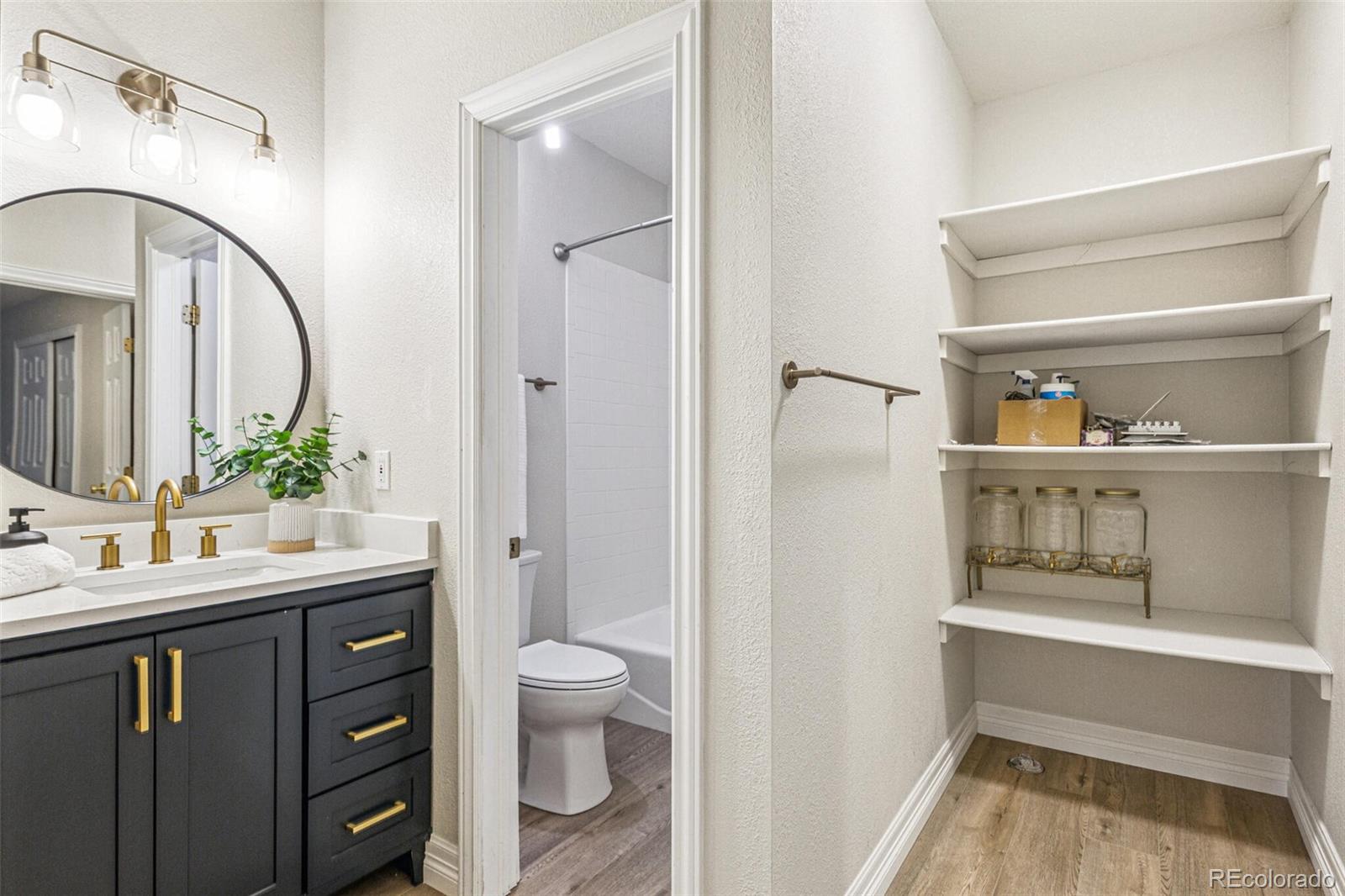 MLS Image #40 for 20214 e lake circle,centennial, Colorado